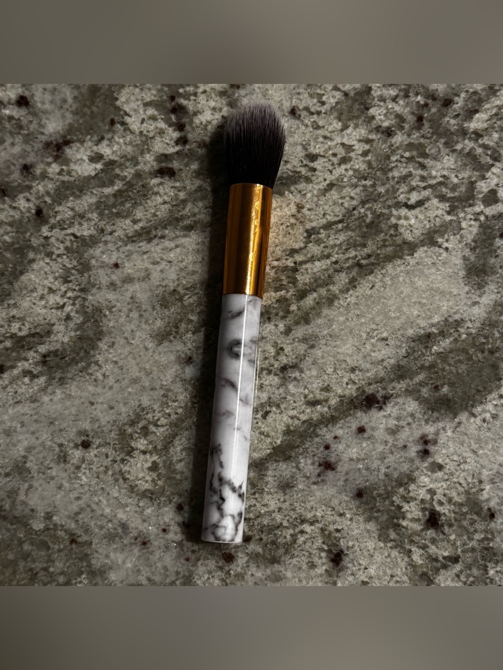 Marble Handle Makeup Brush with Gold Ferrule